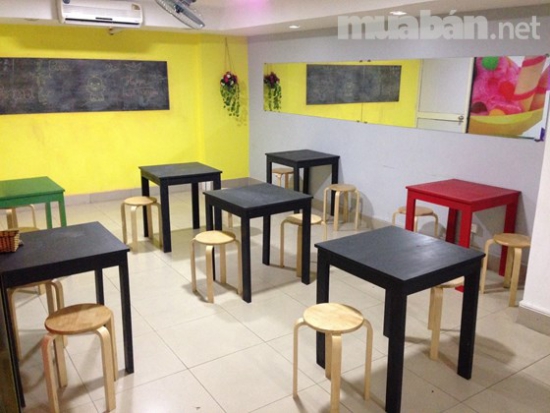 Bộ bàn ghế cafe đôn gỗ