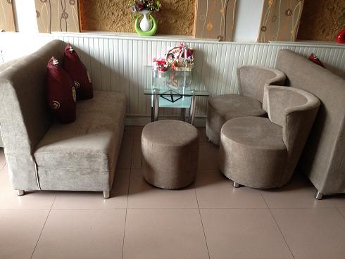 Sofa cafe 66